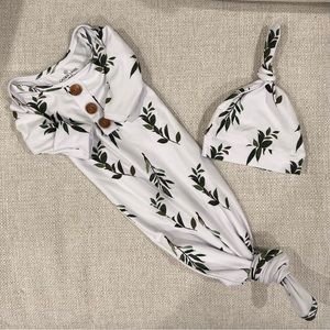 Caden Lane unisex Olive Leaf Gown & Hat Set (newborn - 3 months)